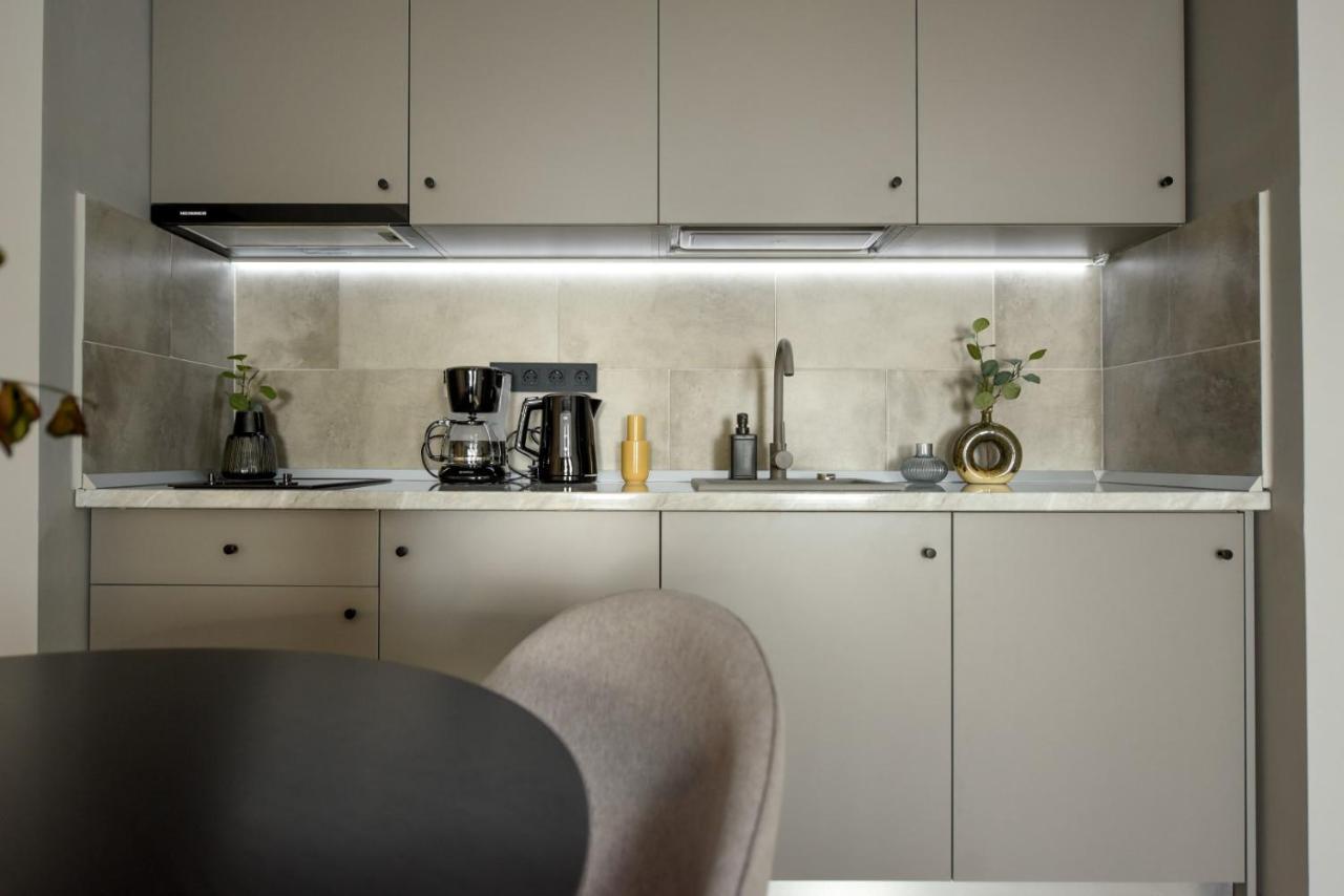 Luxury Apartment Near Radisson Hotel - Wall Projector & Modern Design Bukarest Exterior foto