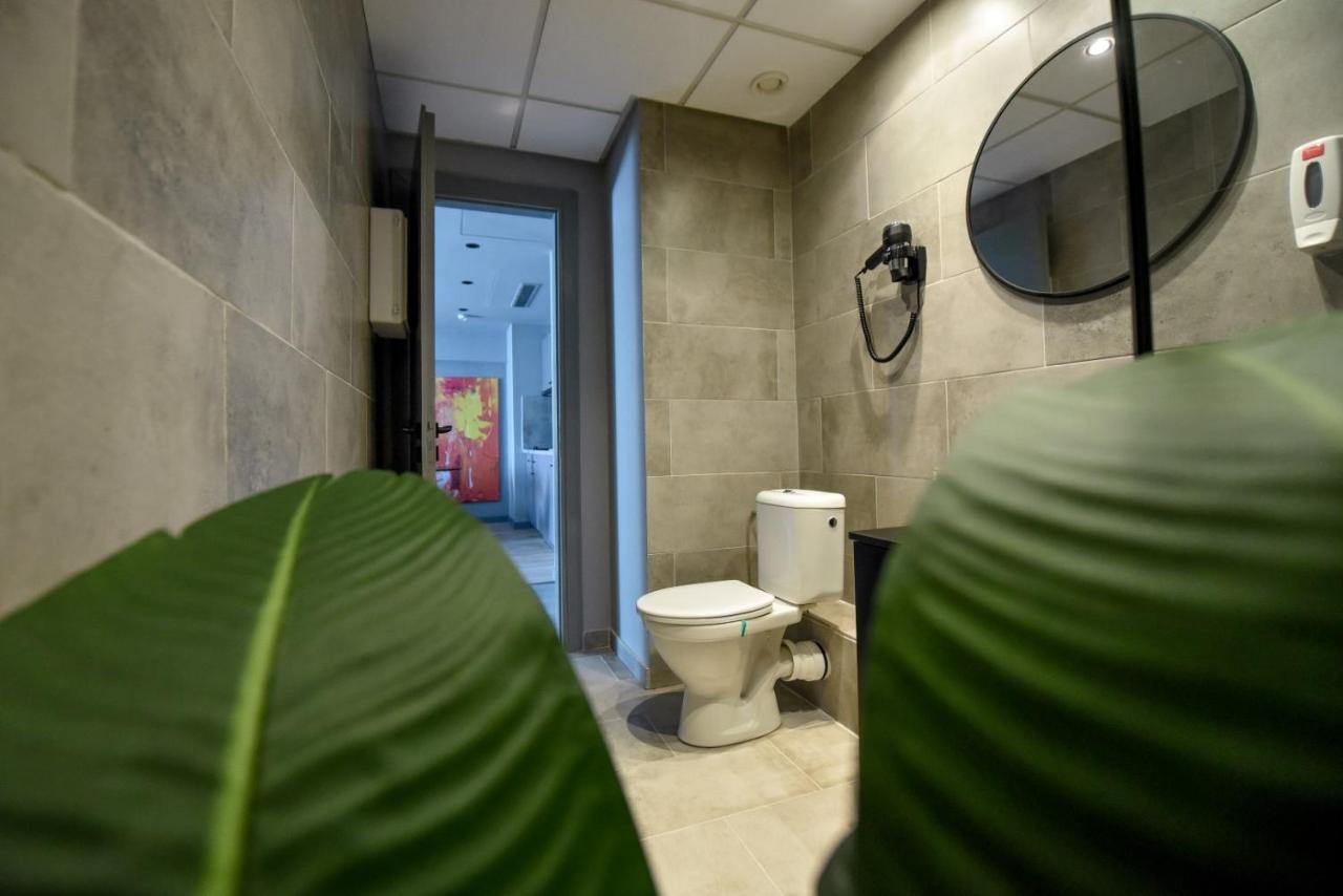 Luxury Apartment Near Radisson Hotel - Wall Projector & Modern Design Bukarest Exterior foto