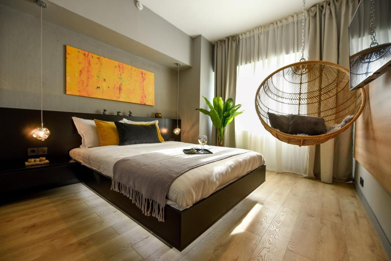 Luxury Apartment Near Radisson Hotel - Wall Projector & Modern Design Bukarest Exterior foto
